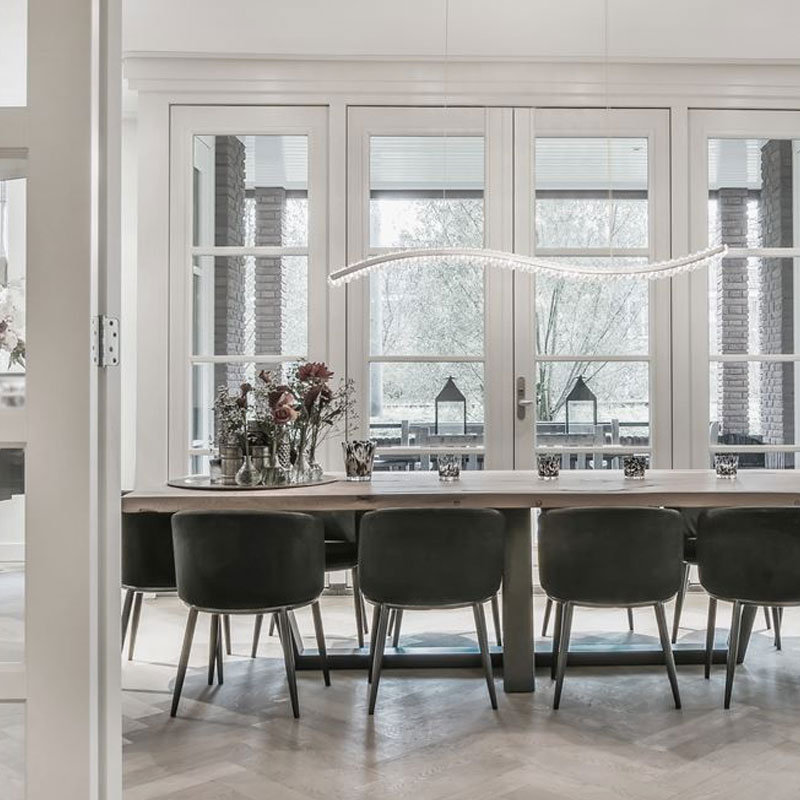 Pakabinamas šviestuvas AURELIA 9333070 dimeriuojamas